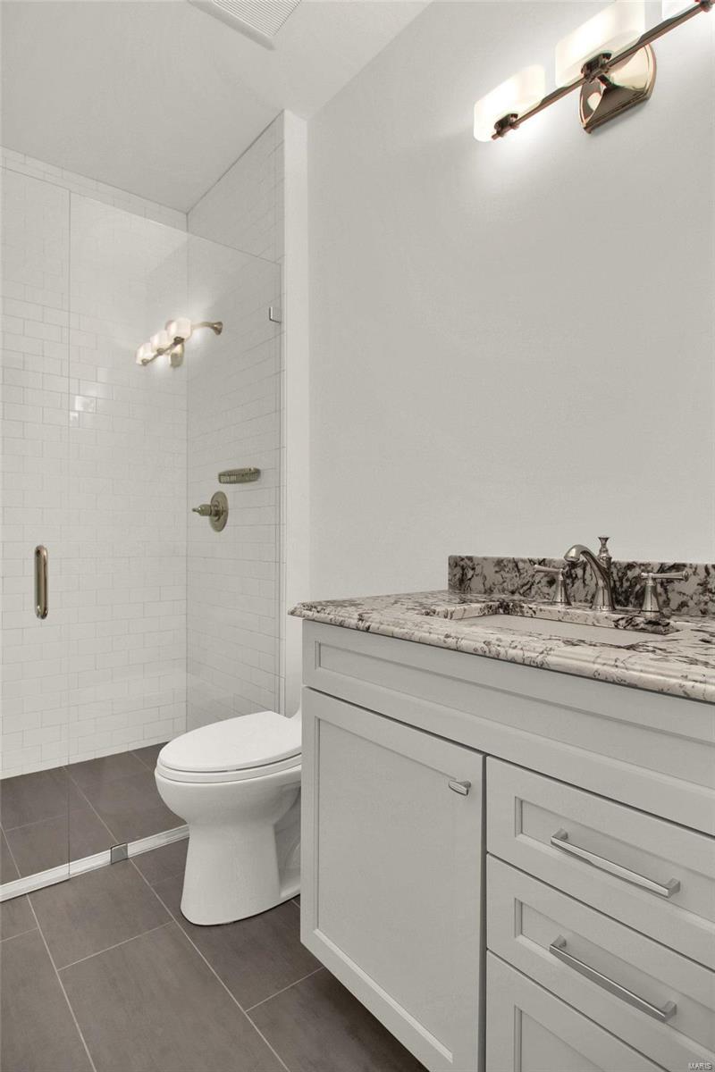 Berkley Manor 1 - Residential