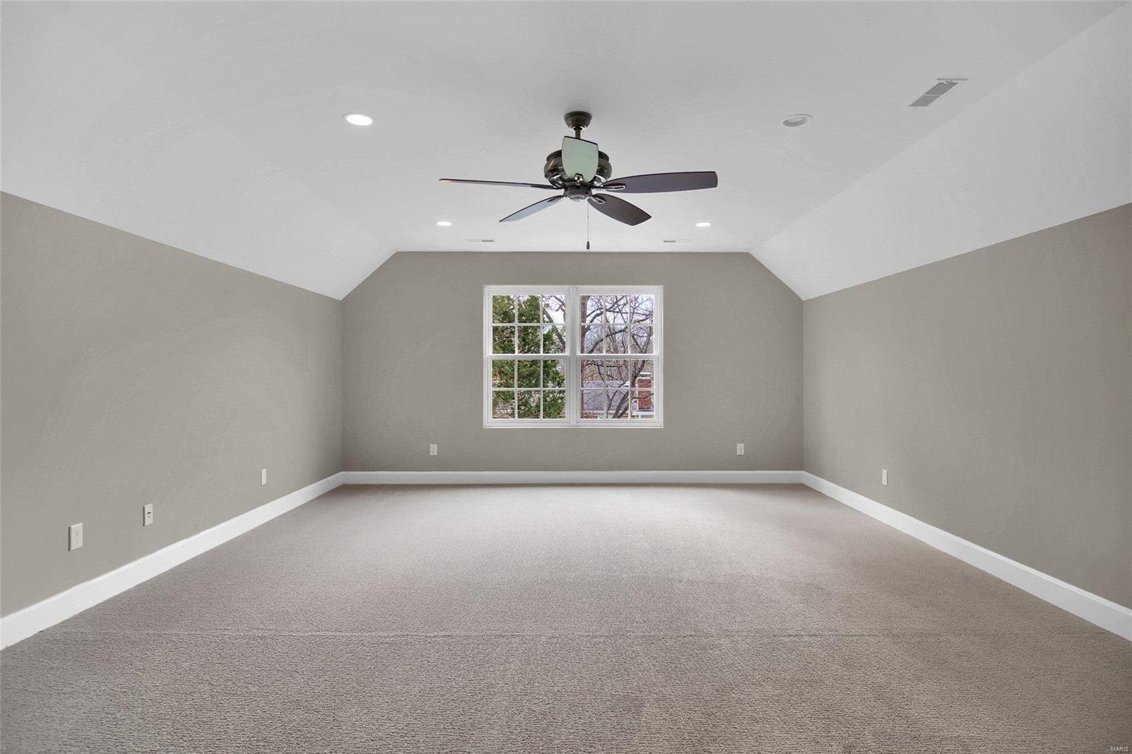 Berkley Manor 1 - Residential