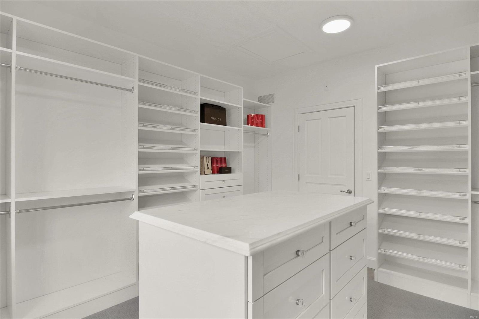 Berkley Manor 1 - Residential