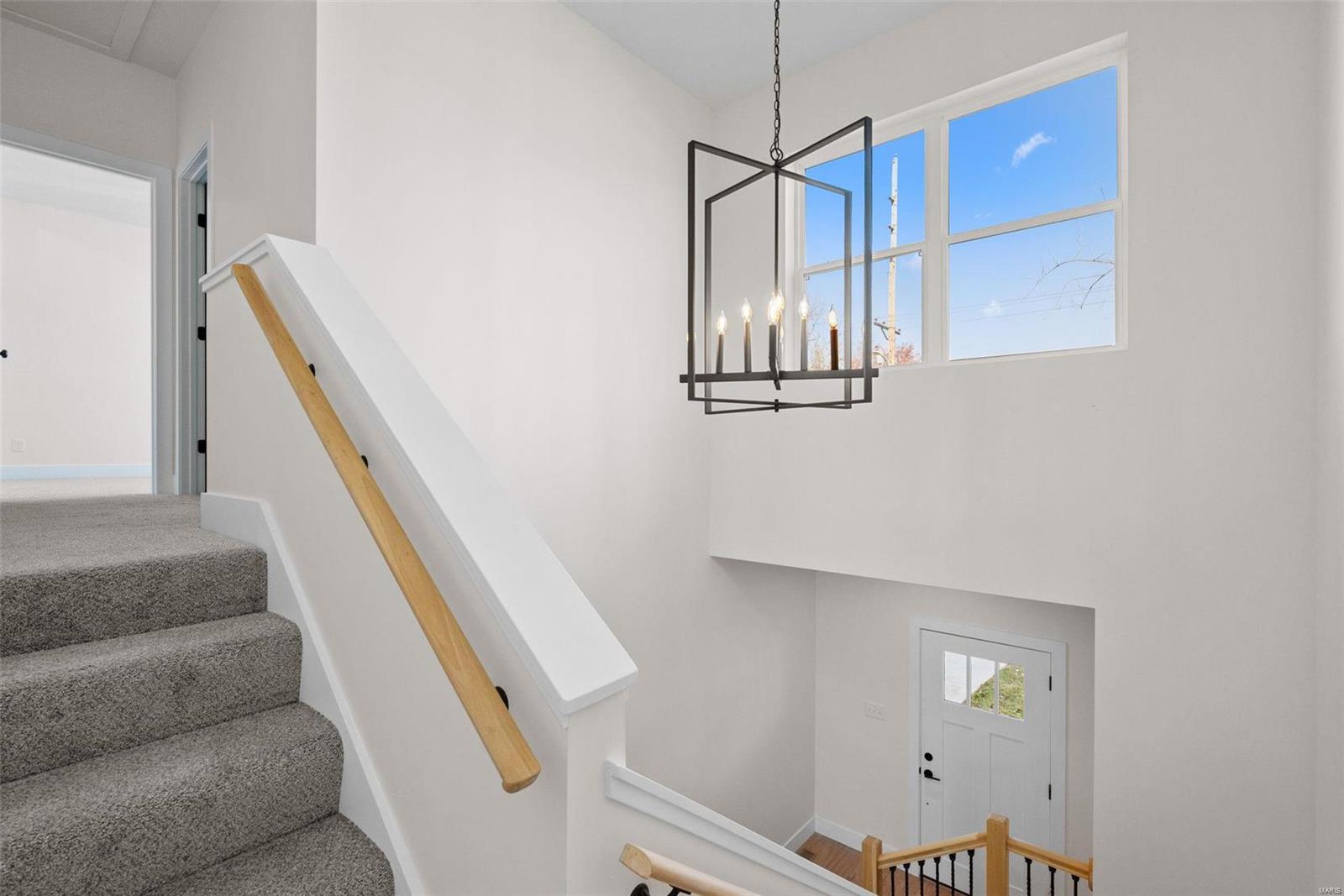 St Louis, Missouri 63127, United States, 4 Bedrooms Bedrooms, ,3 BathroomsBathrooms,Residential,Pending,24721