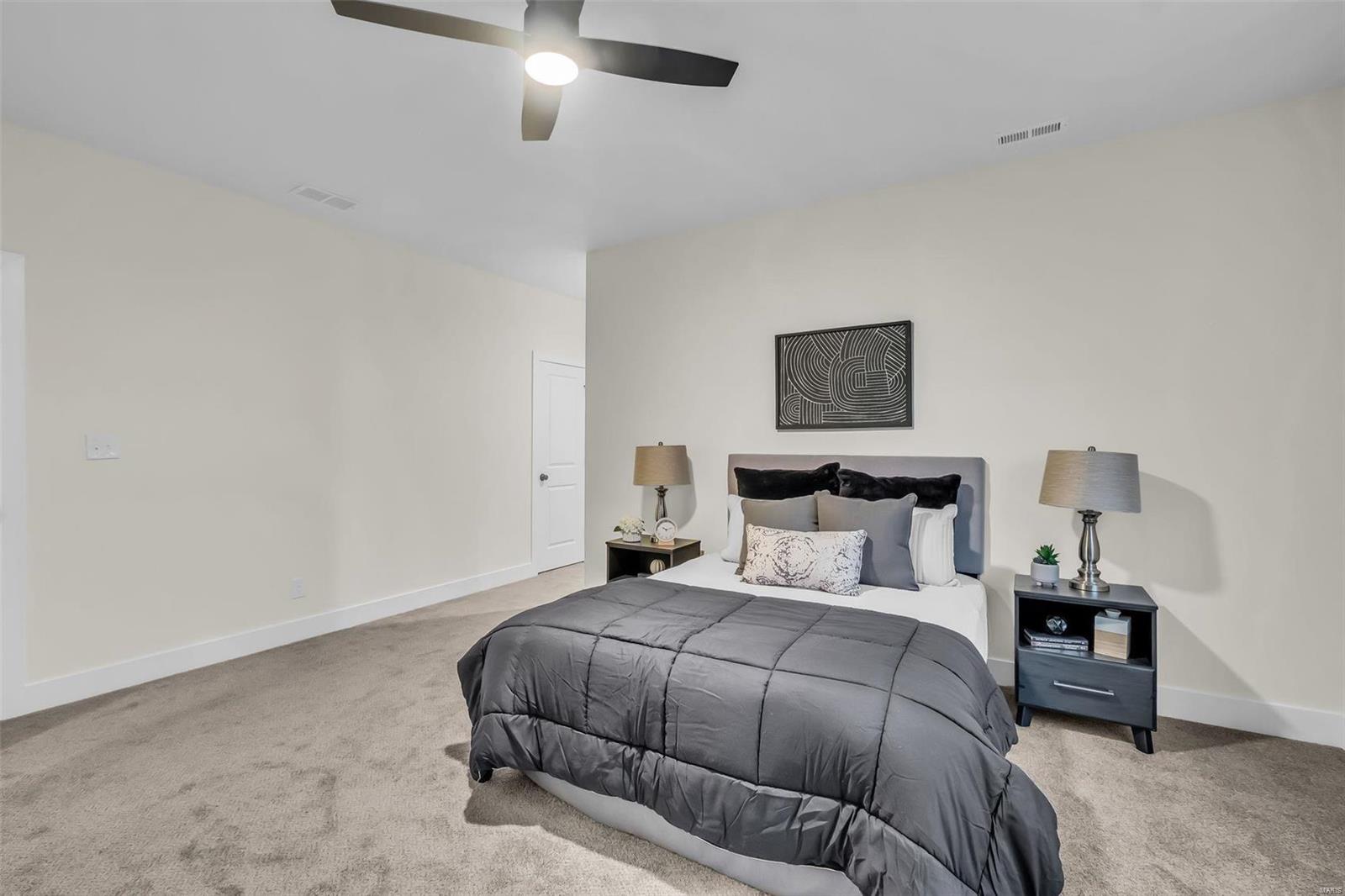 St Louis, Missouri 63127, United States, 4 Bedrooms Bedrooms, ,3 BathroomsBathrooms,Residential,Pending,24721