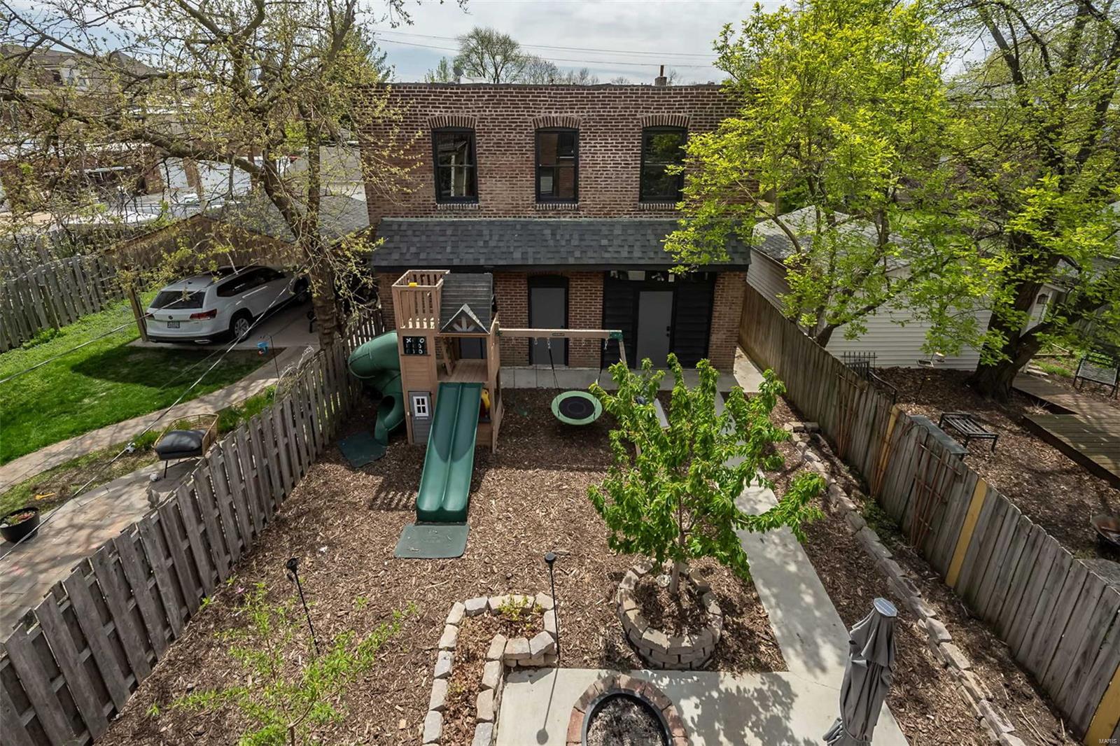3918 Cleveland Avenue