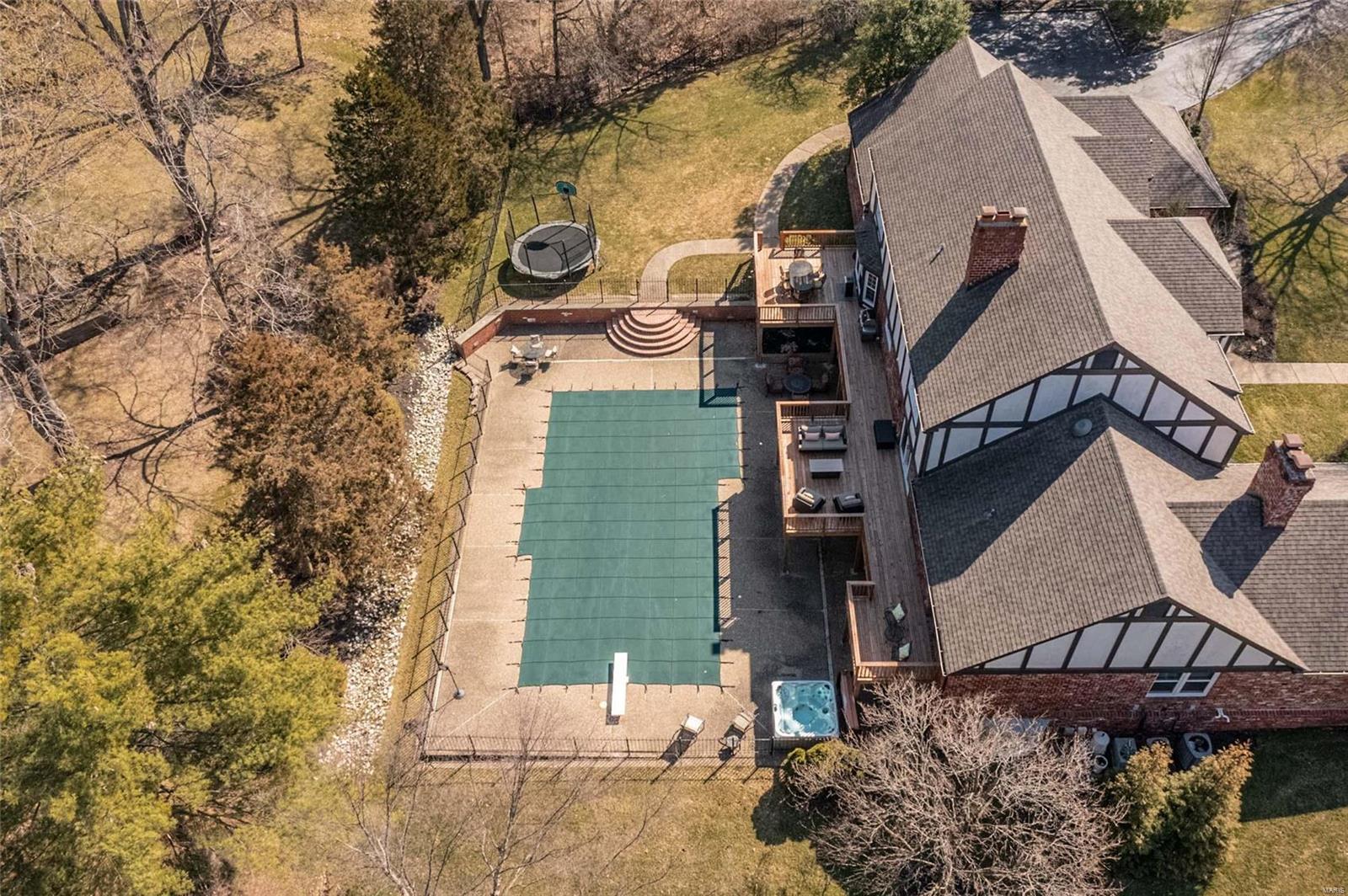 Strathmore 1 - Residential