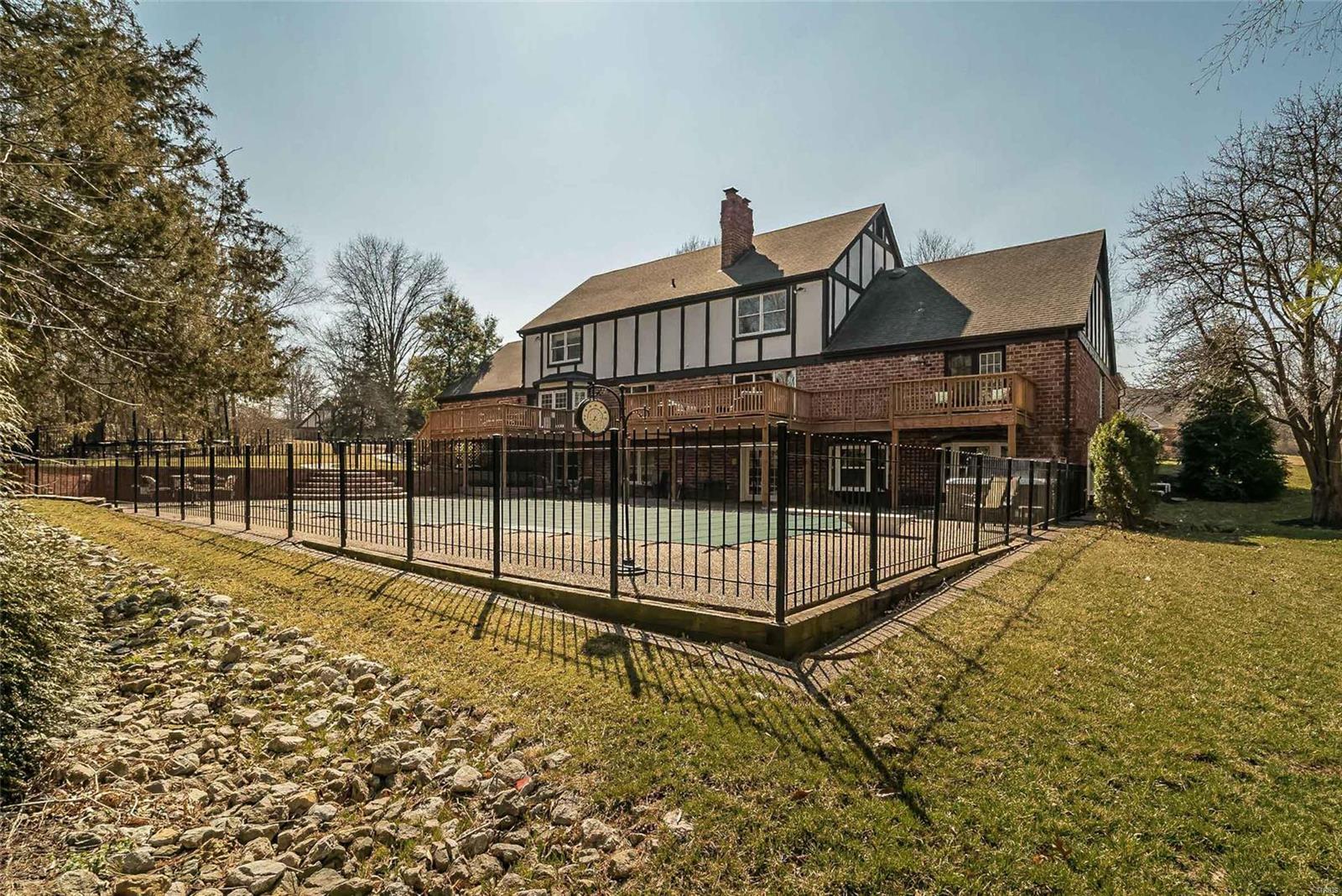 Strathmore 1 - Residential