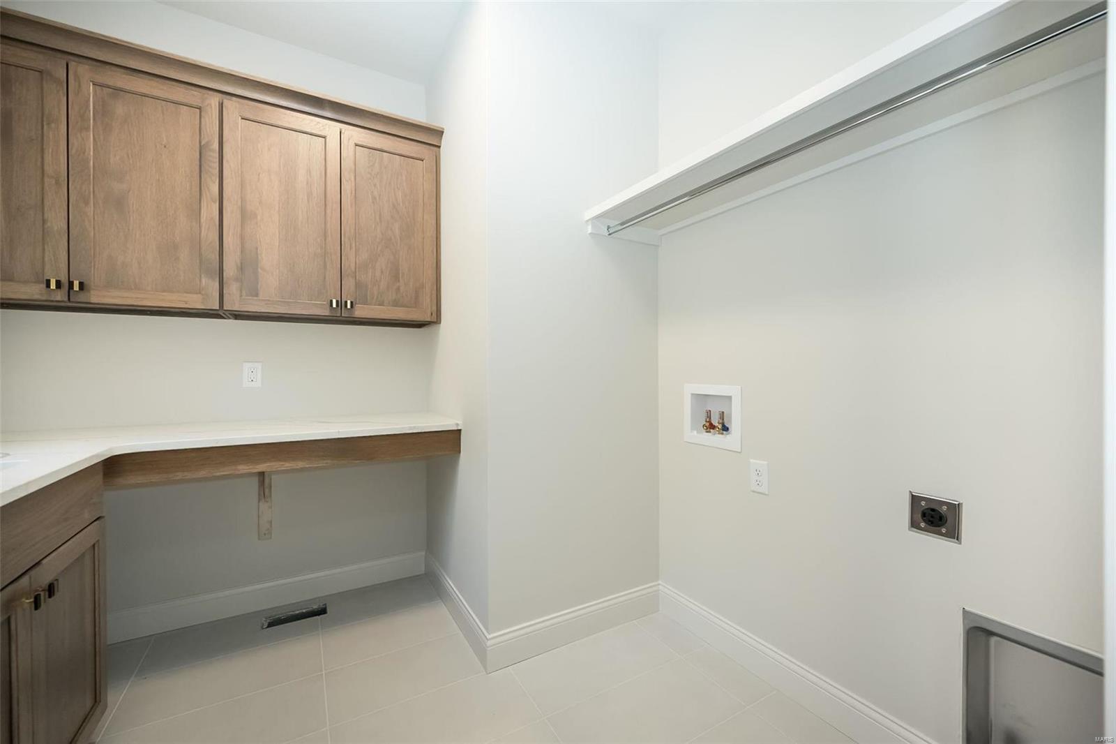 Estates At Autumn Farms The - Residential