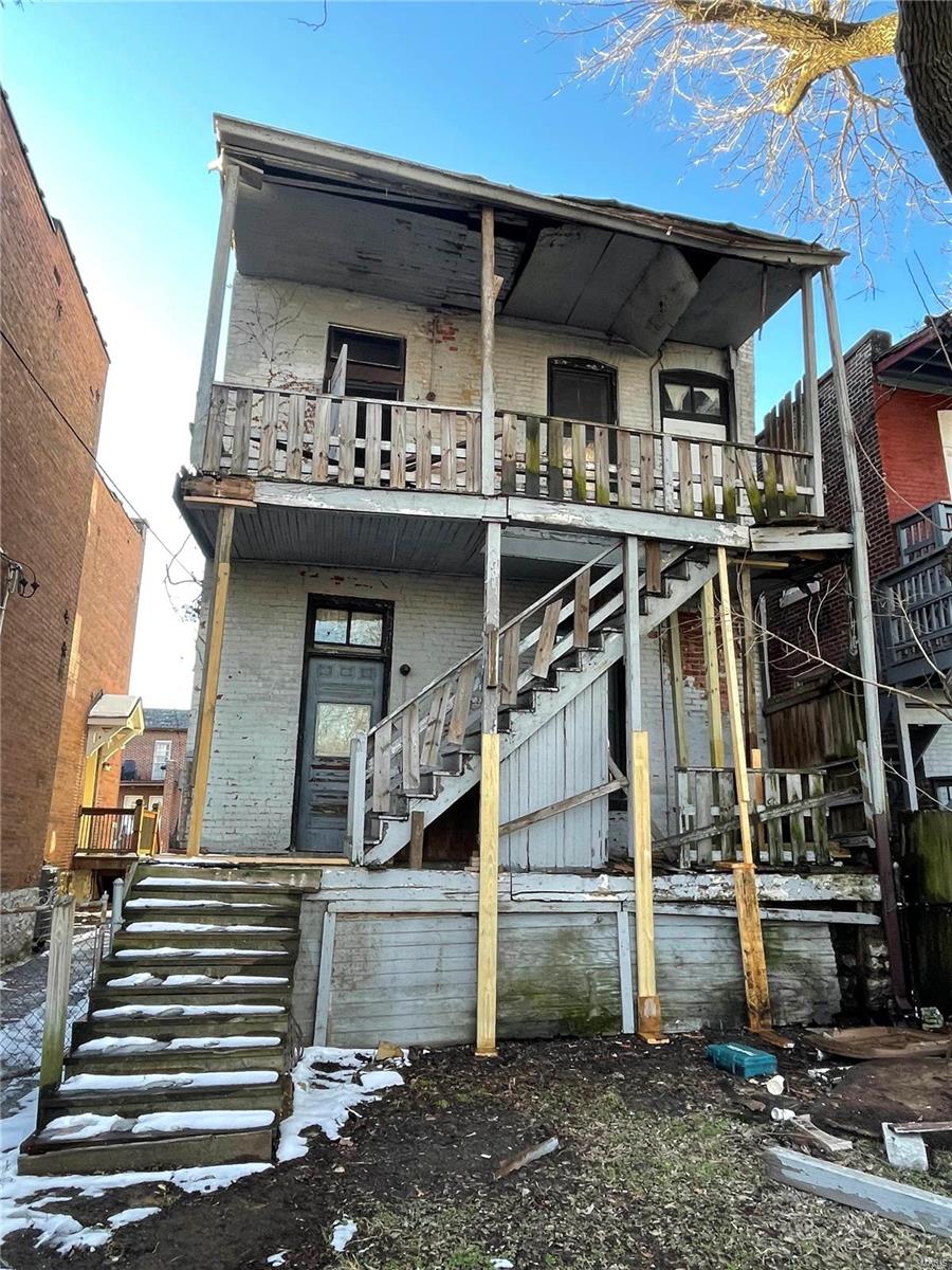 Lynch Add - Residential Income