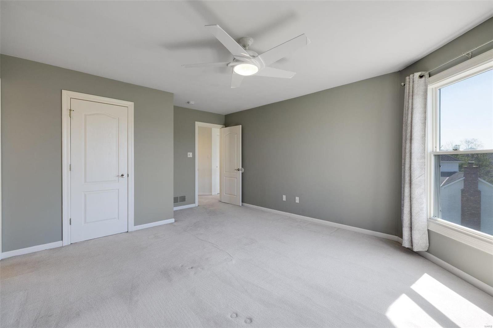 Manderleigh Of Town & Country Two - Residential