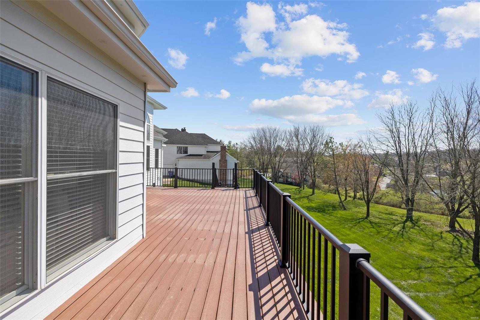 Manderleigh Of Town & Country Two - Residential