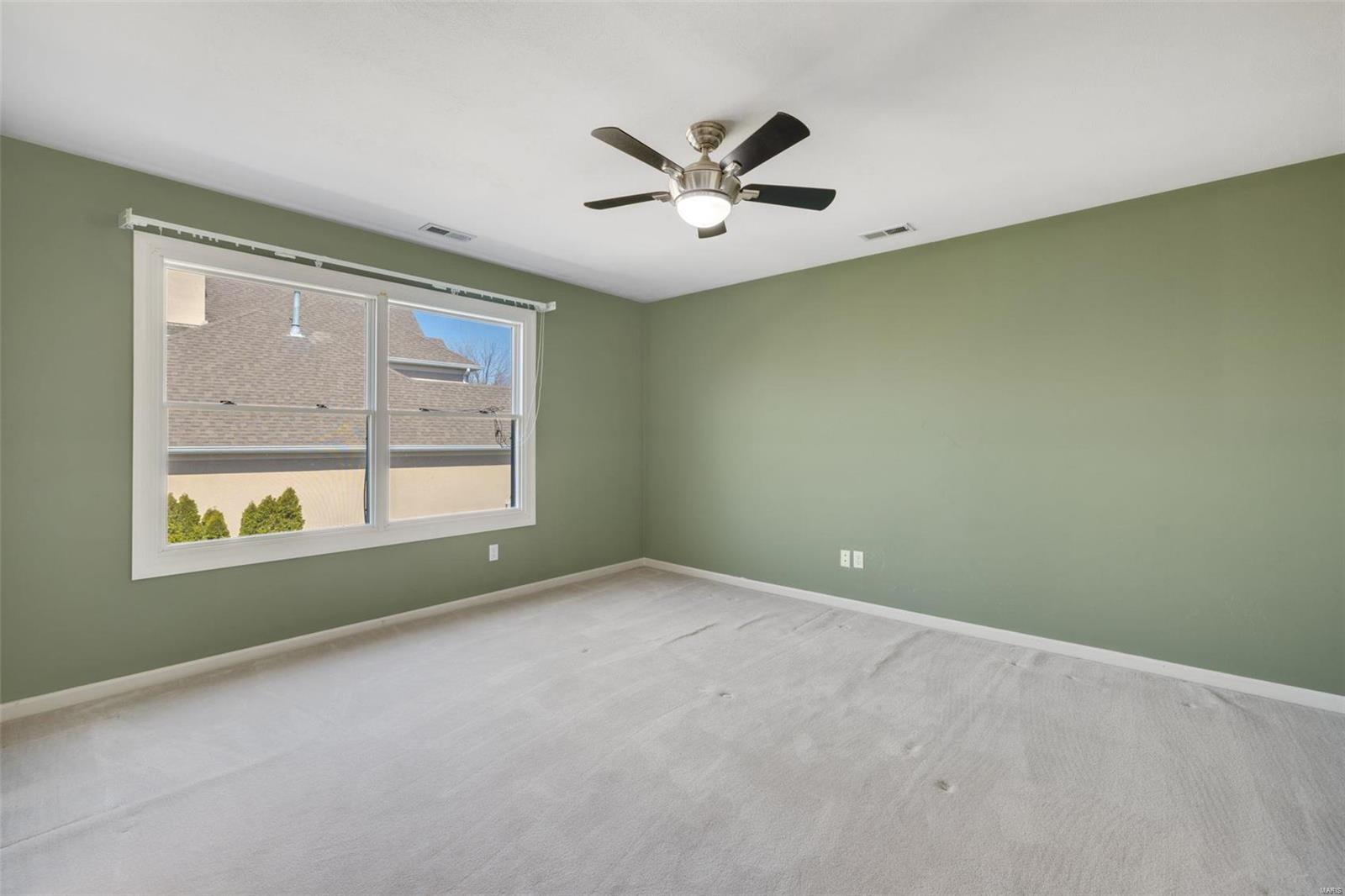 Manderleigh Of Town & Country Two - Residential