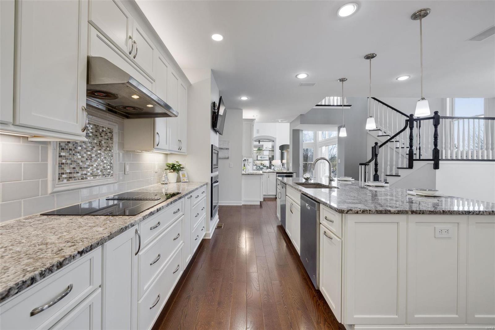 Manderleigh Of Town & Country Two - Residential