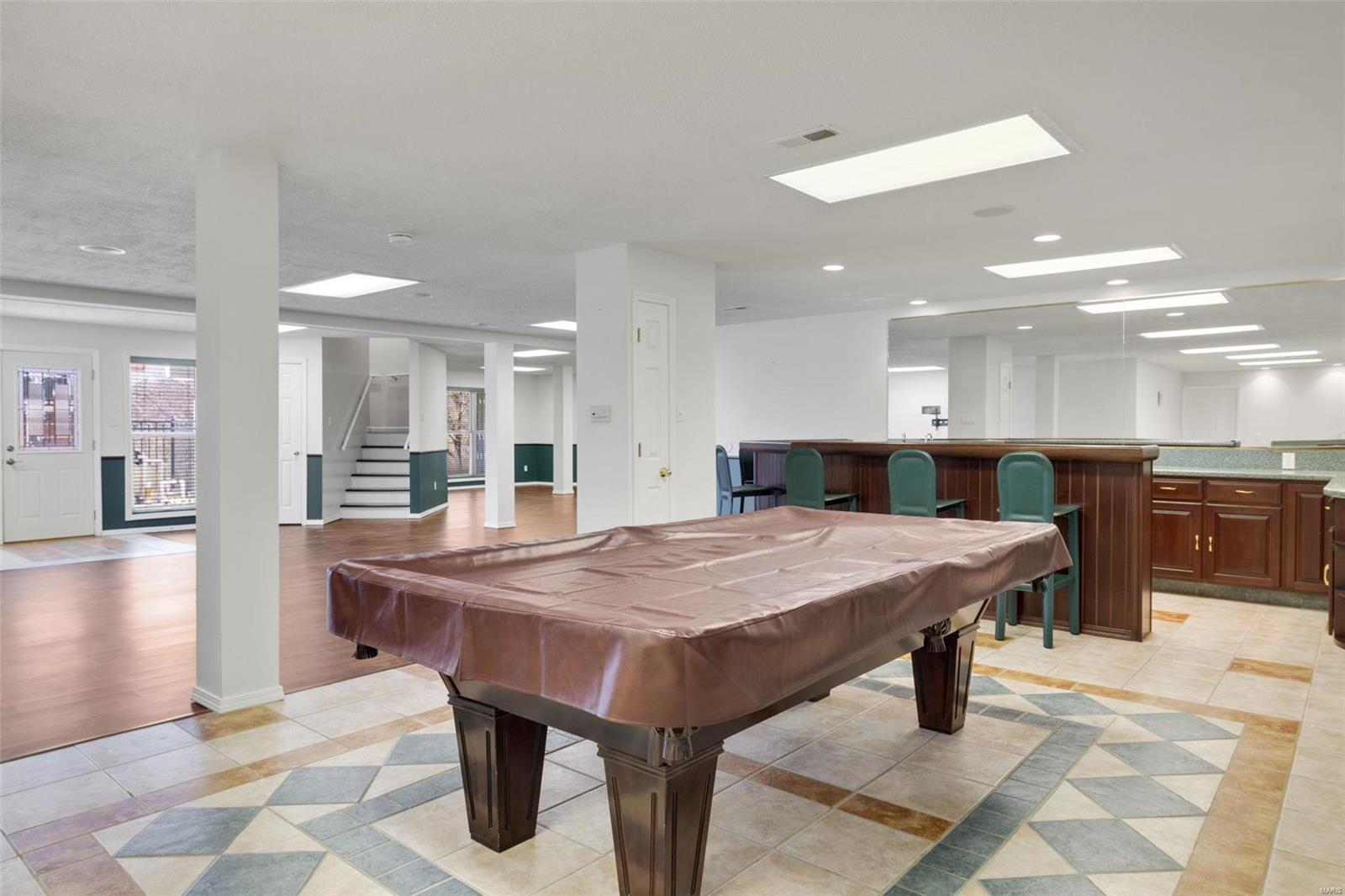 Manderleigh Of Town & Country Two - Residential