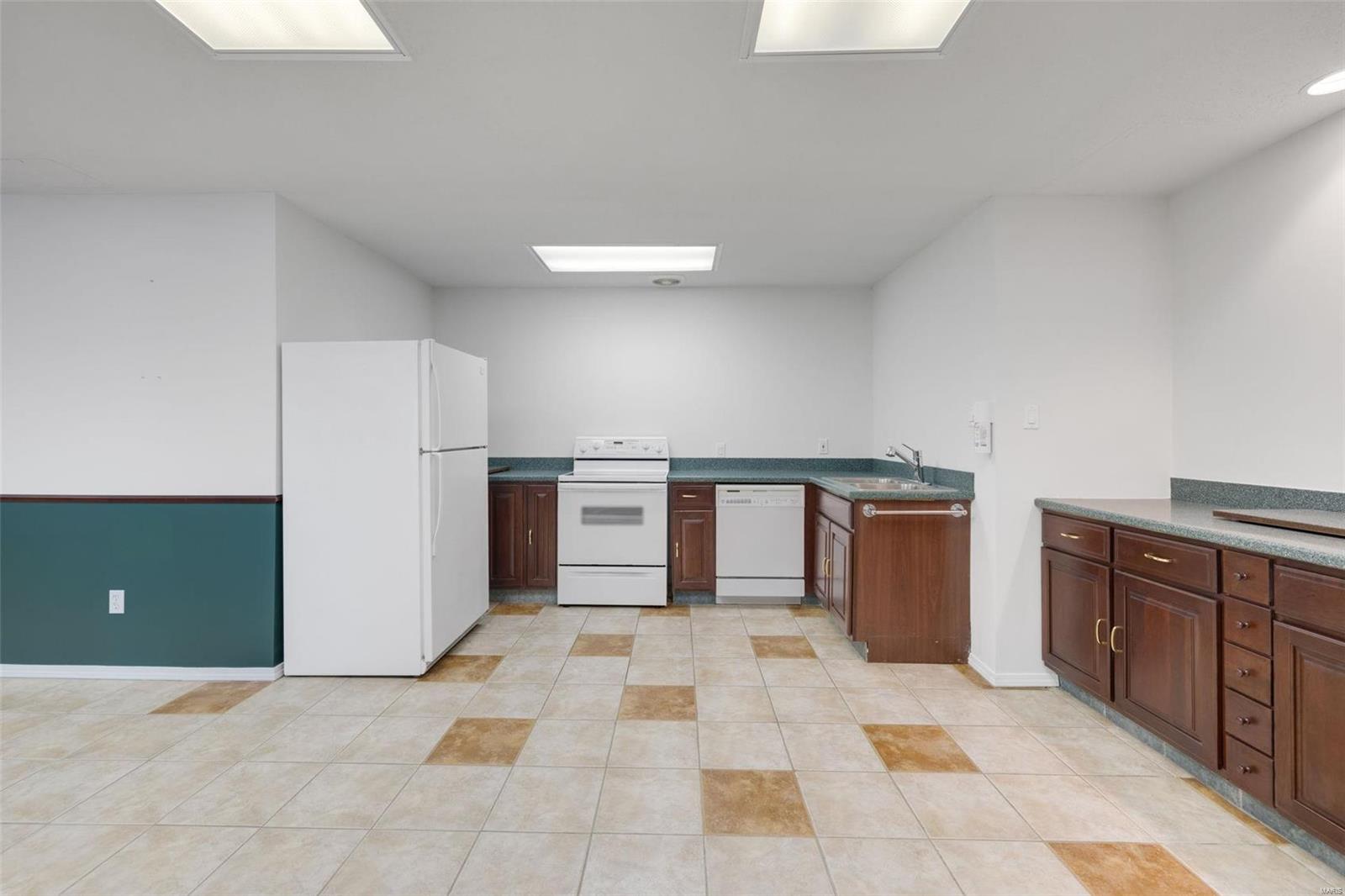 Manderleigh Of Town & Country Two - Residential