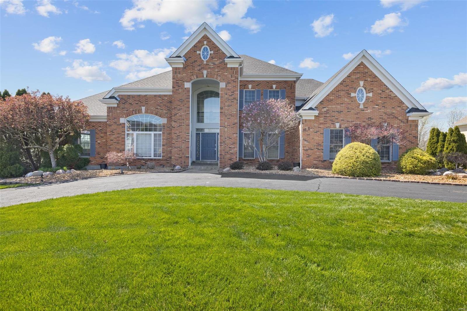 Manderleigh Of Town & Country Two - Residential