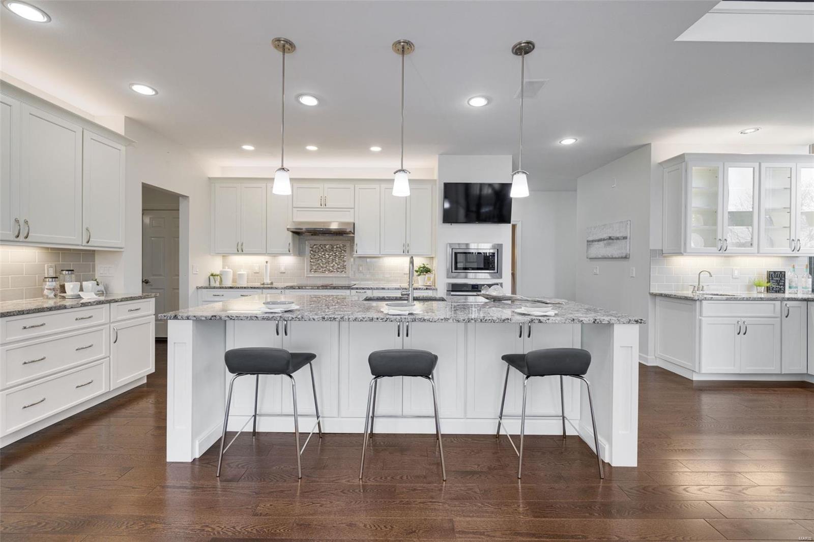 Manderleigh Of Town & Country Two - Residential