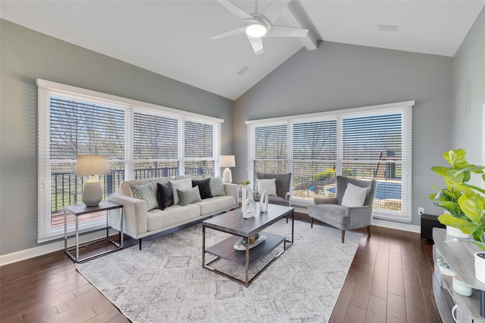 Manderleigh Of Town & Country Two - Residential