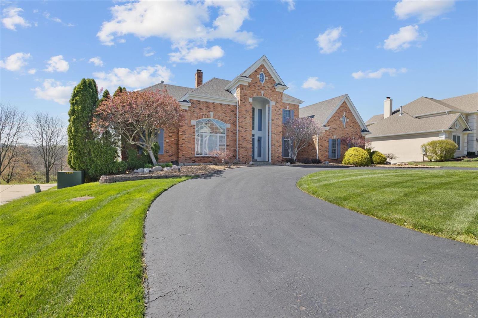 Manderleigh Of Town & Country Two - Residential