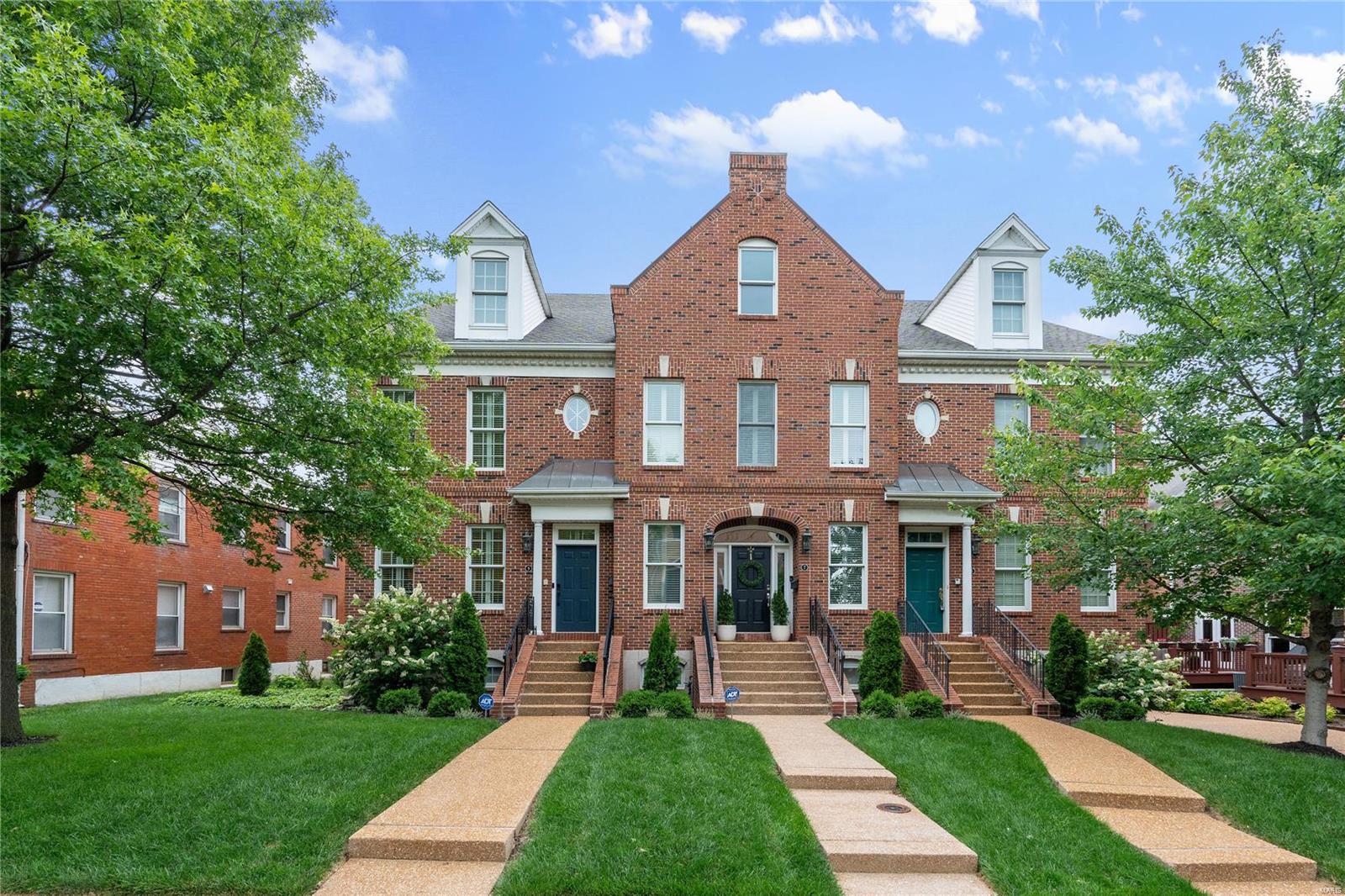 Nine Brighton Way Townhomes - Residential