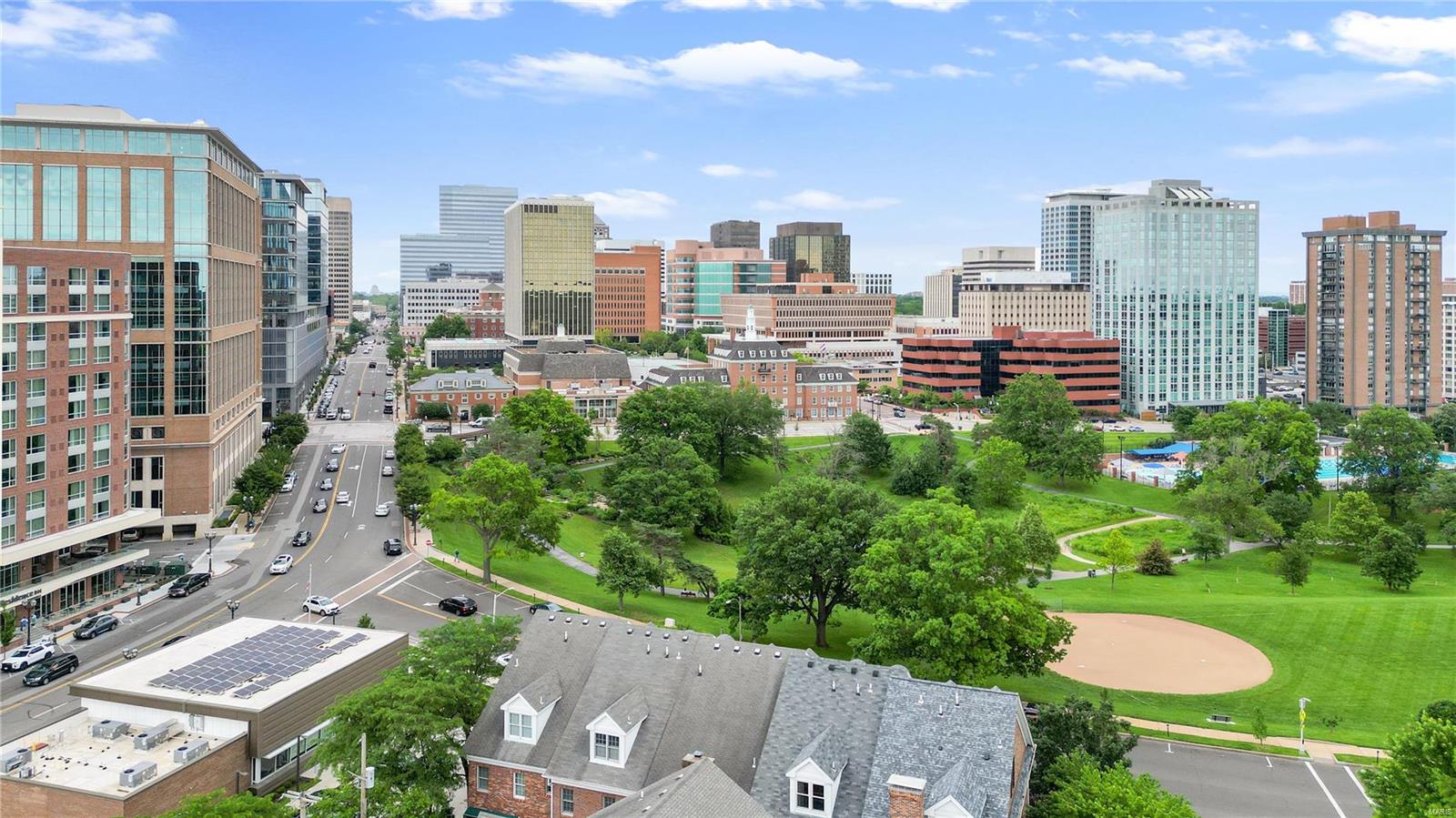 Nine Brighton Way Townhomes - Residential