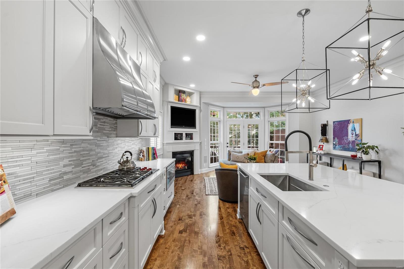 Nine Brighton Way Townhomes - Residential