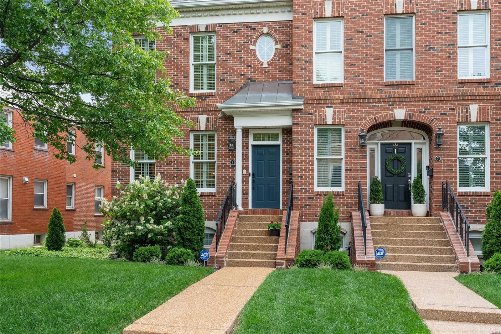 Nine Brighton Way Townhomes - Residential