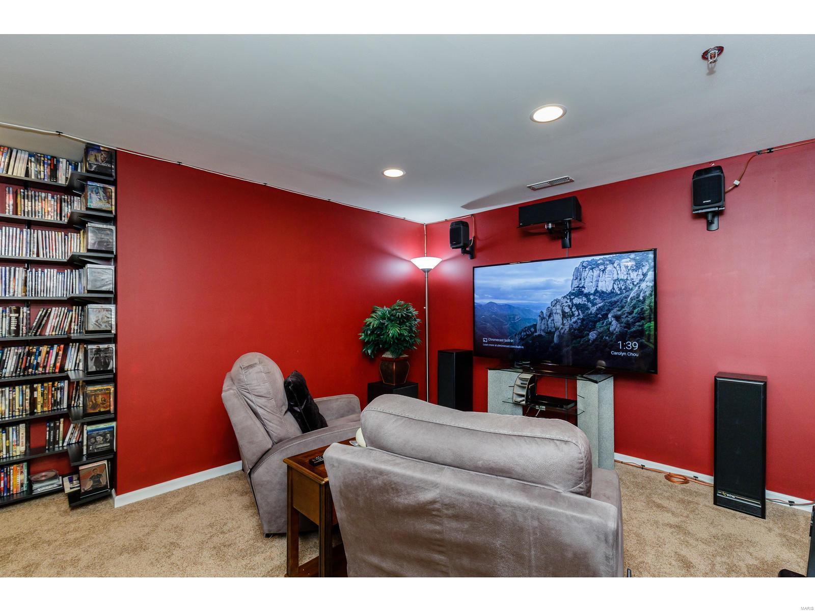 Townhouses At Station Plaza Condo - Residential
