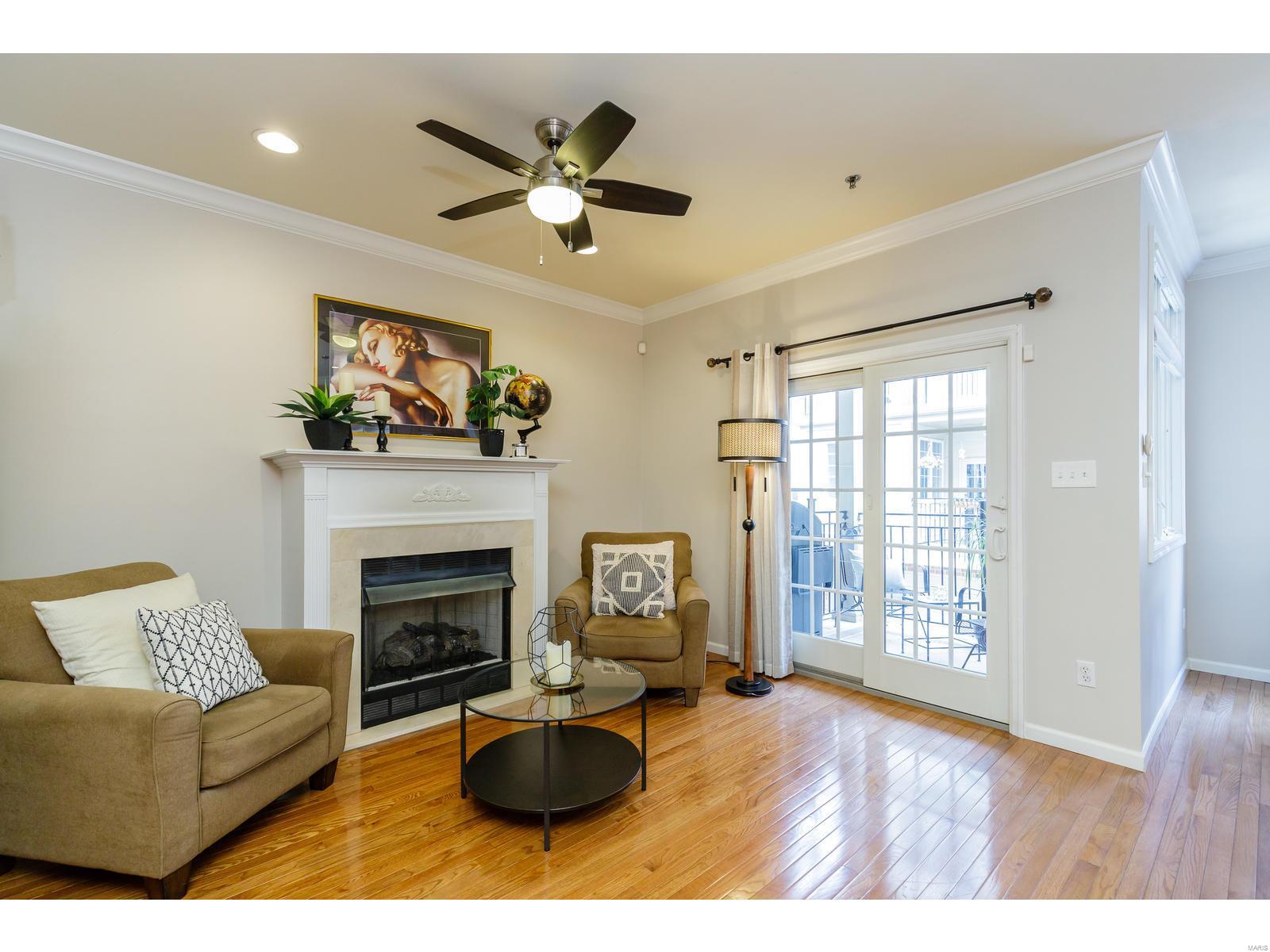 Townhouses At Station Plaza Condo - Residential