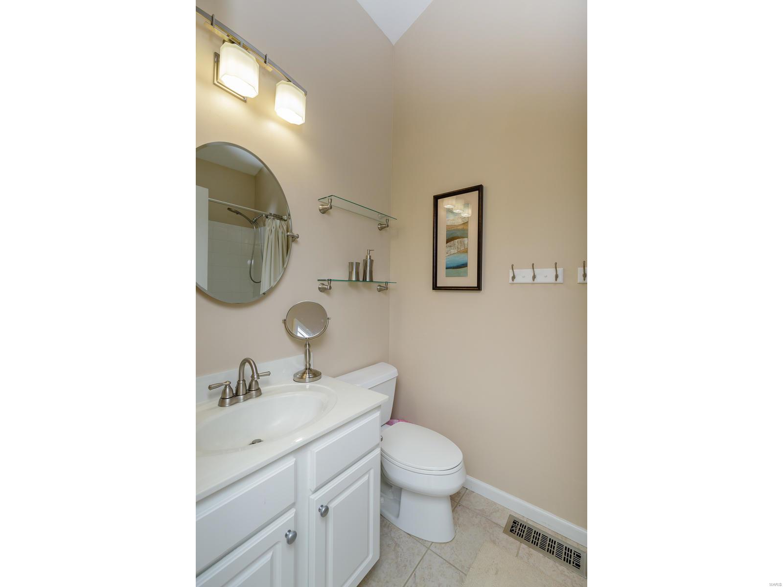 Townhouses At Station Plaza Condo - Residential