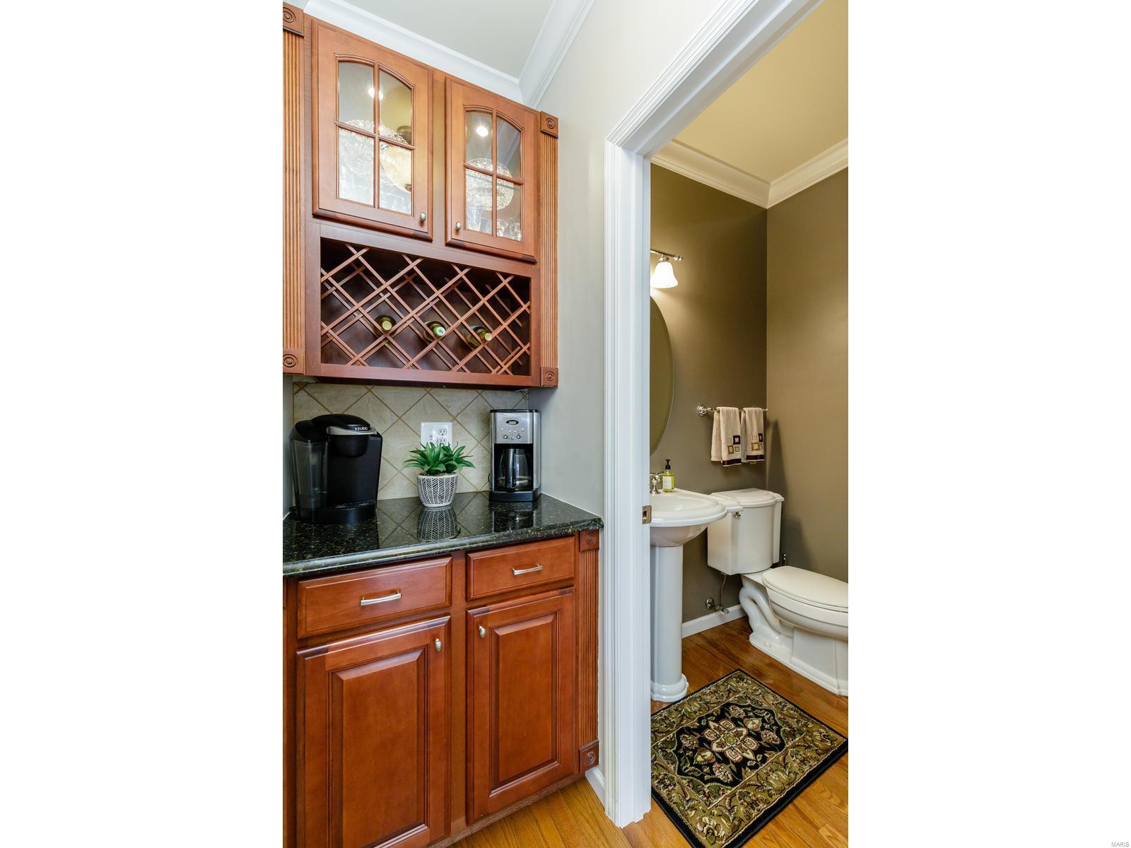 Townhouses At Station Plaza Condo - Residential