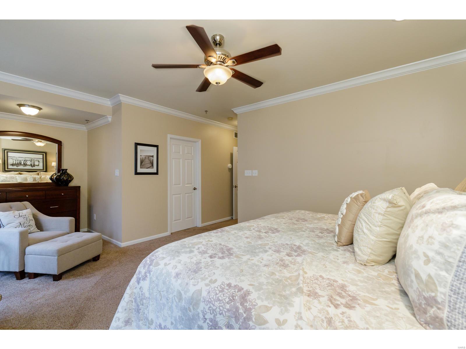 Townhouses At Station Plaza Condo - Residential