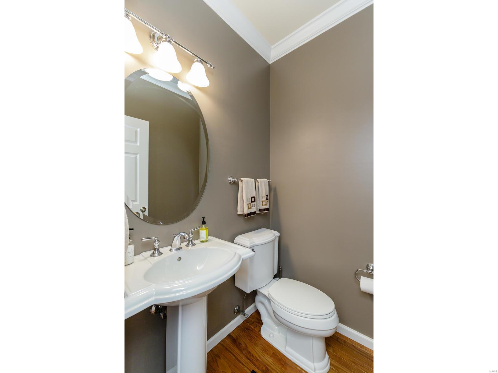 Townhouses At Station Plaza Condo - Residential