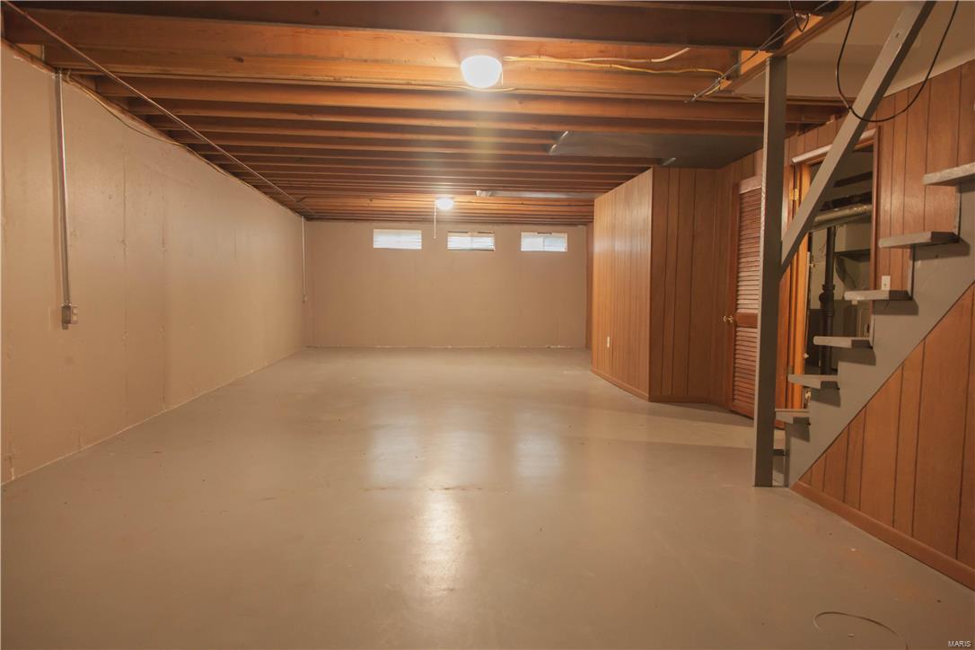 Mayer Wedgwood Green Pheasant Run 4 - Residential Lease