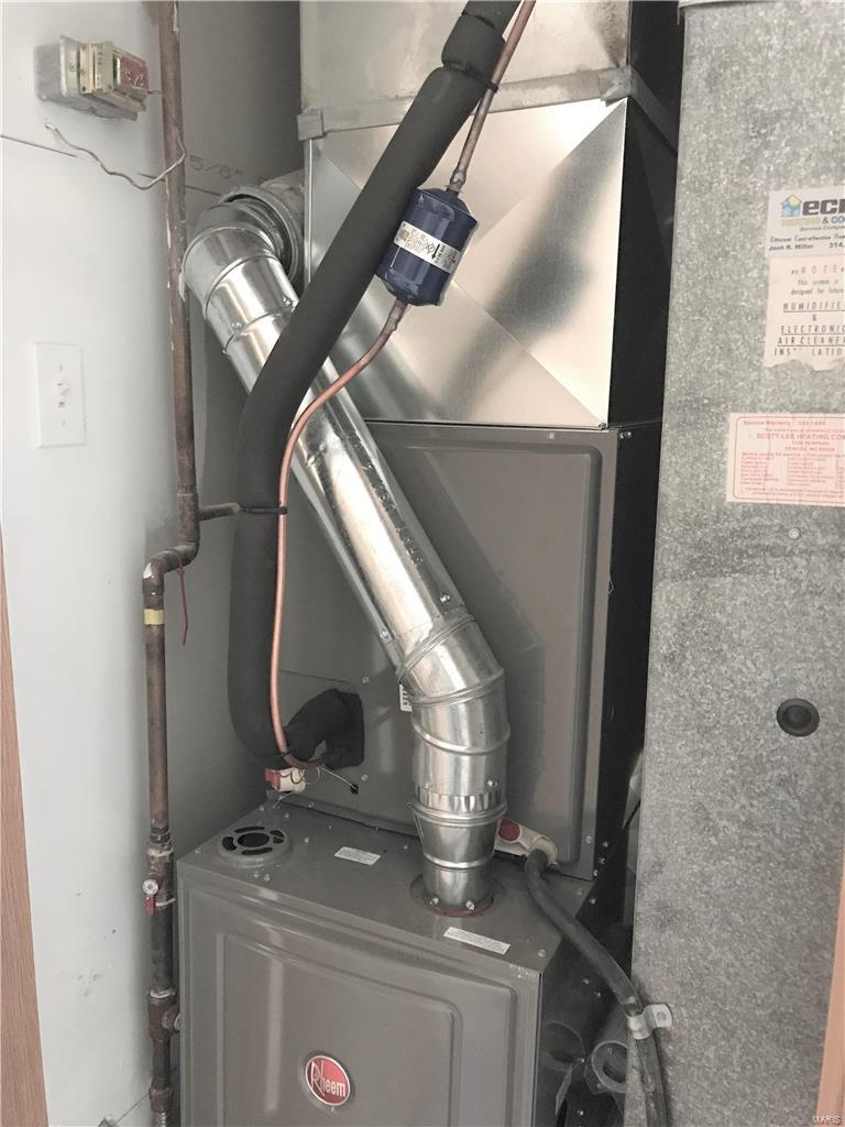 Towne Square Condo 1 - Residential