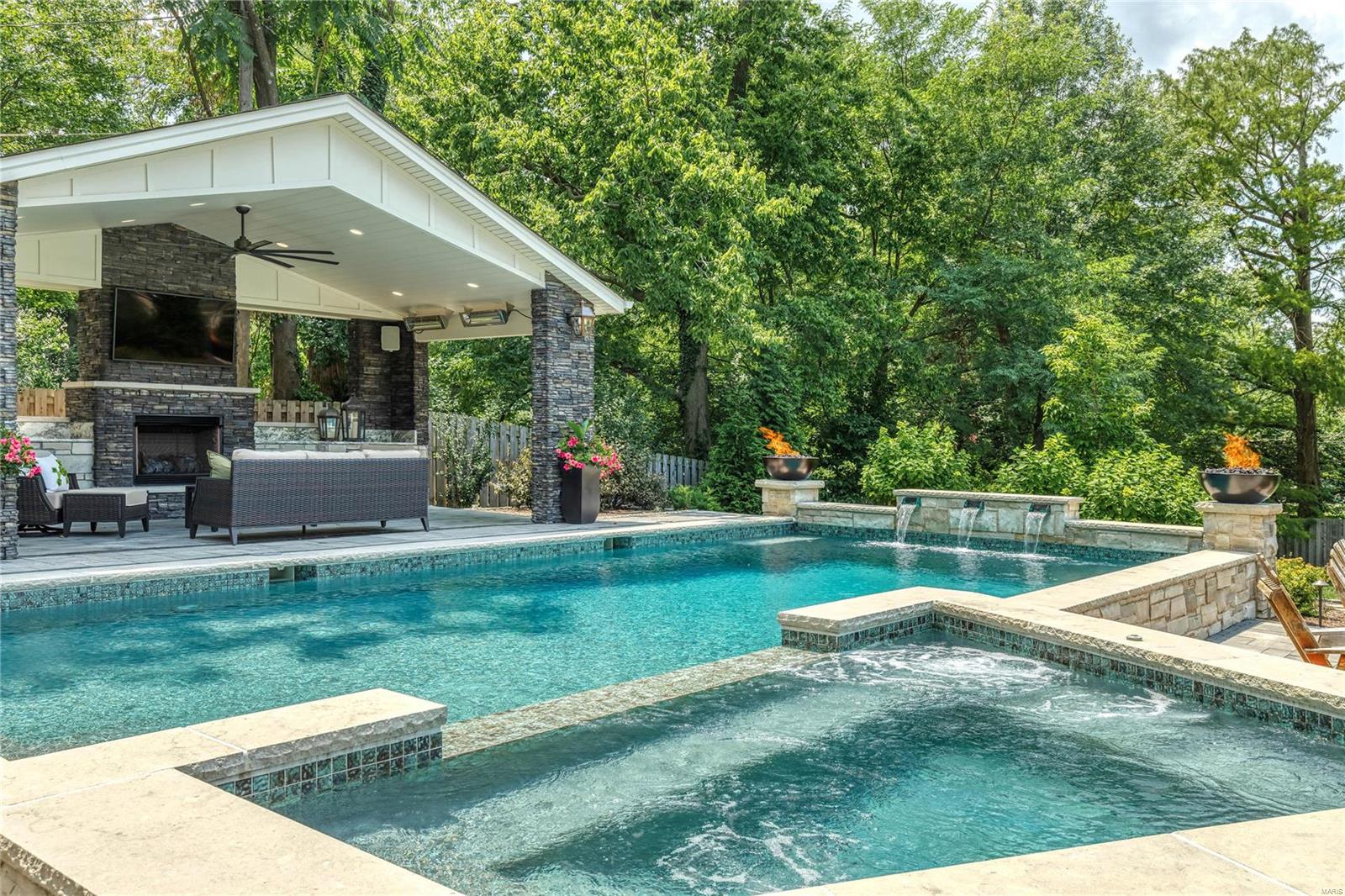 Country Club Place - Residential