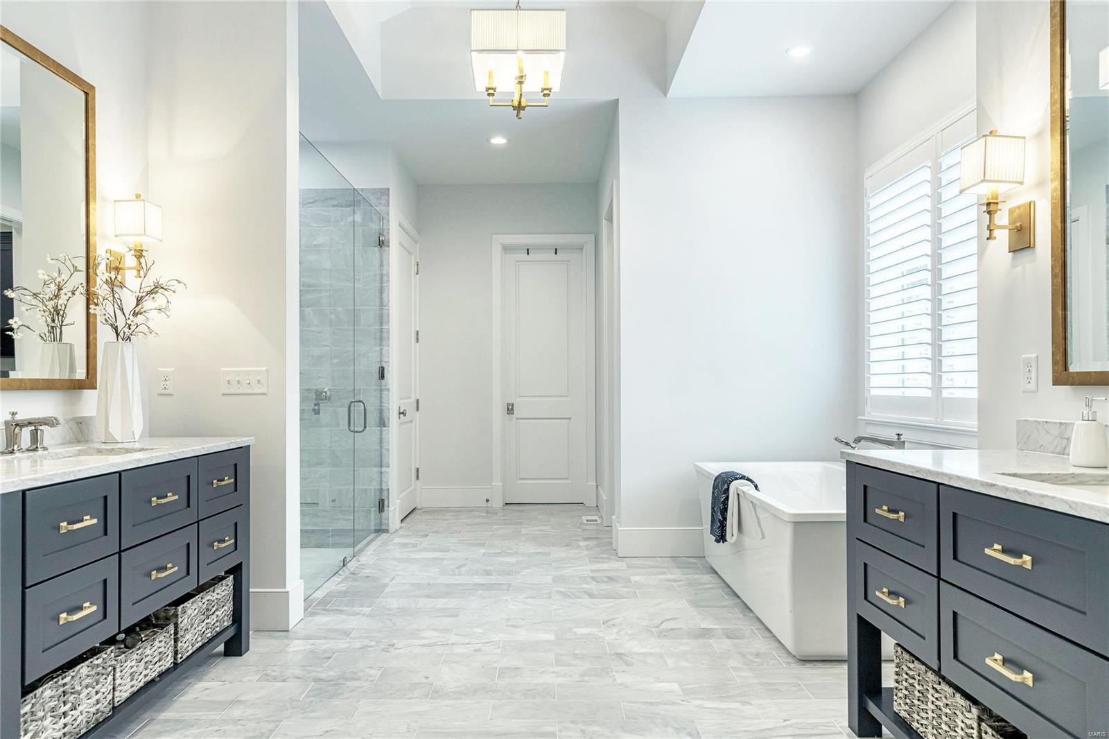 Country Club Place - Residential