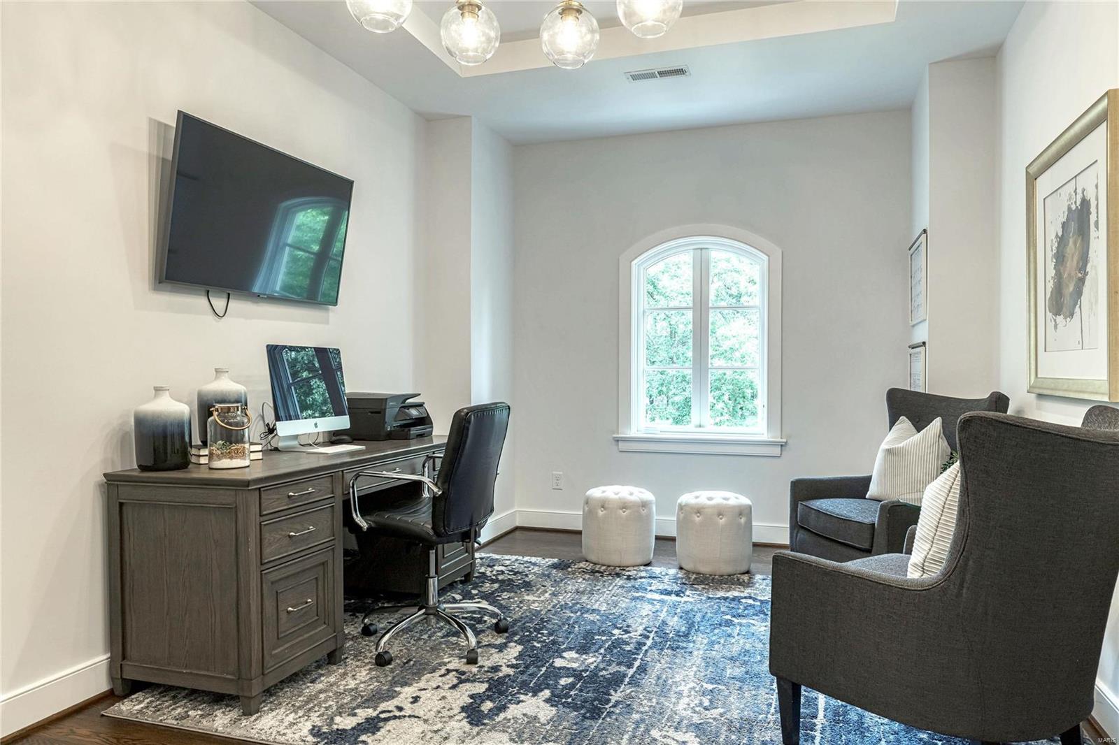 Country Club Place - Residential