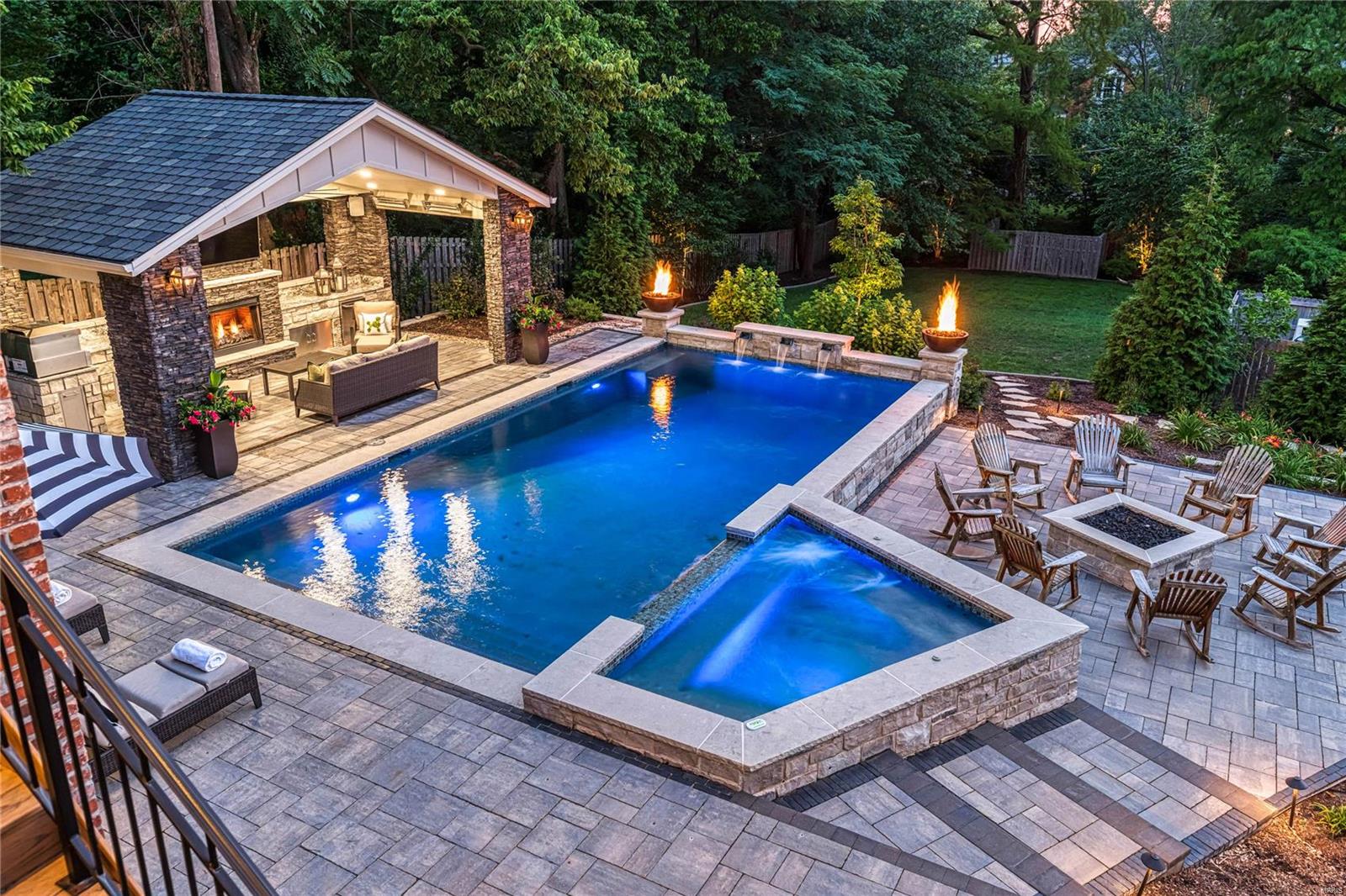 Country Club Place - Residential