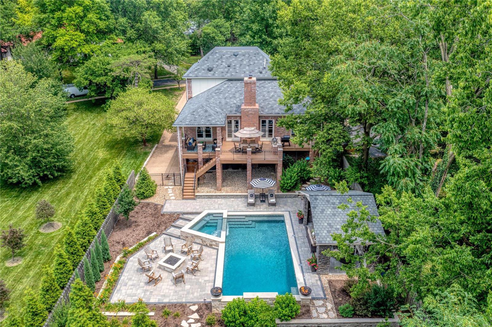 Country Club Place - Residential