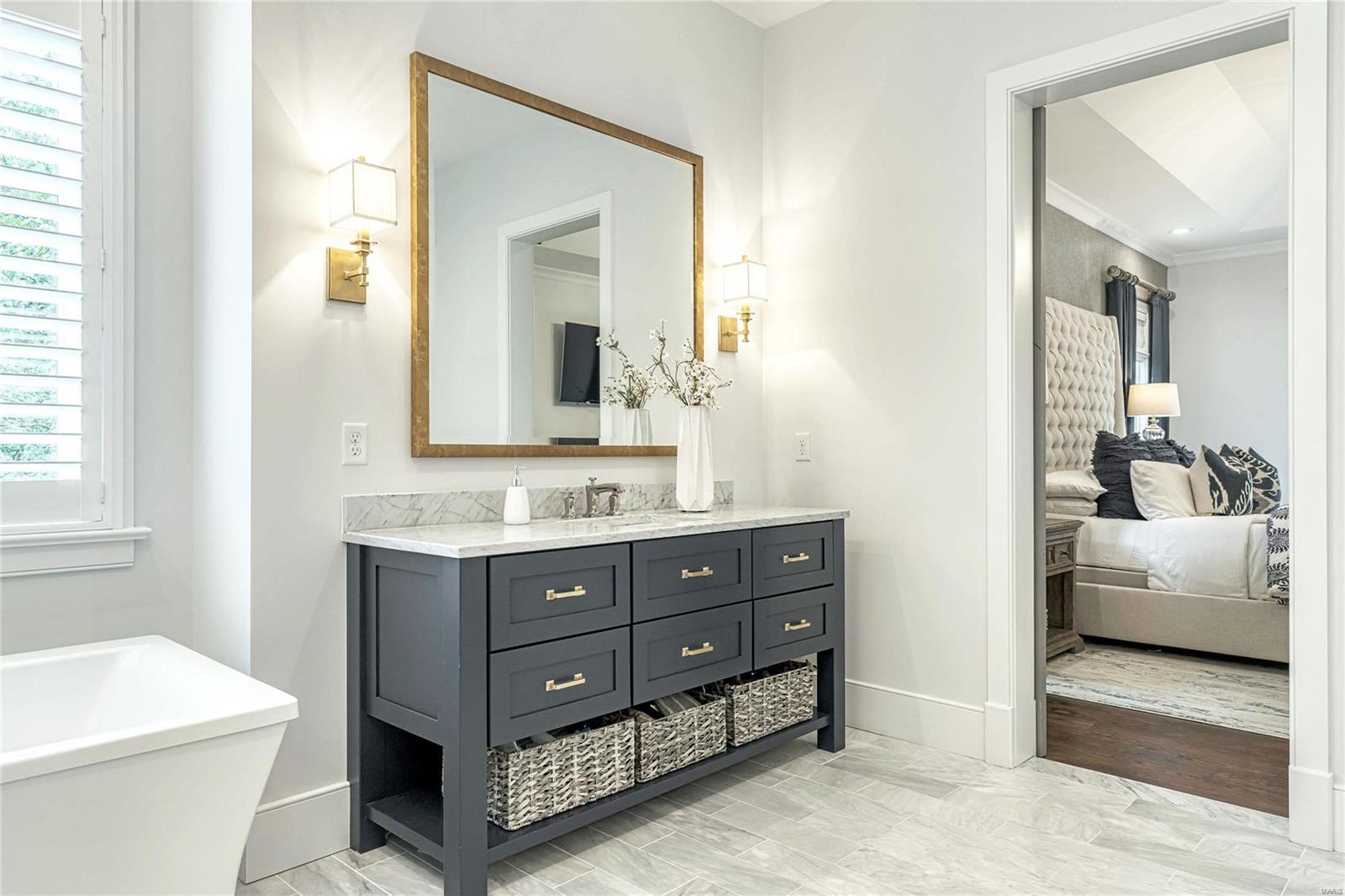 Country Club Place - Residential