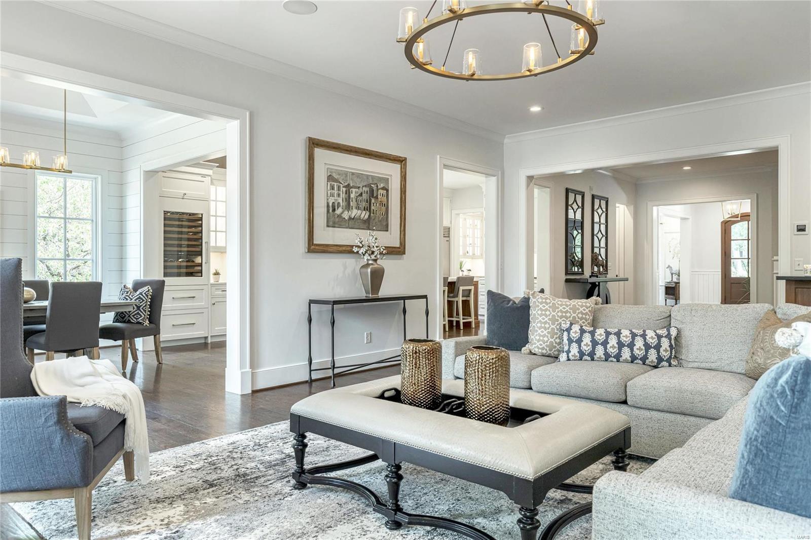 Country Club Place - Residential