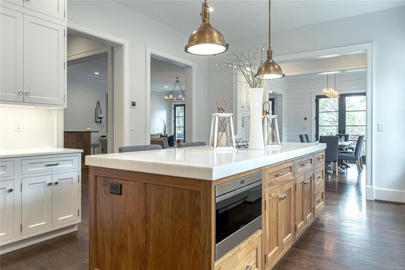 Country Club Place - Residential