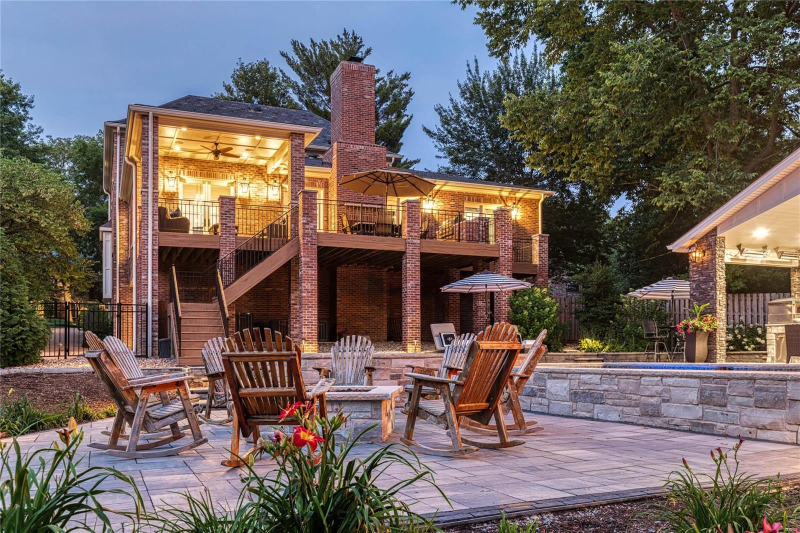 Country Club Place - Residential