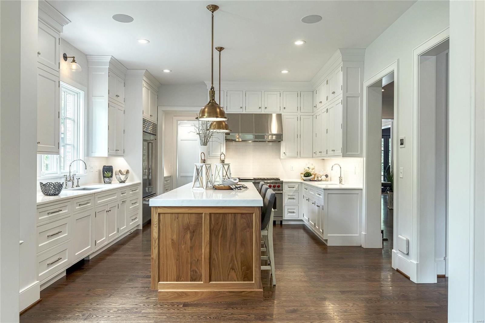 Country Club Place - Residential