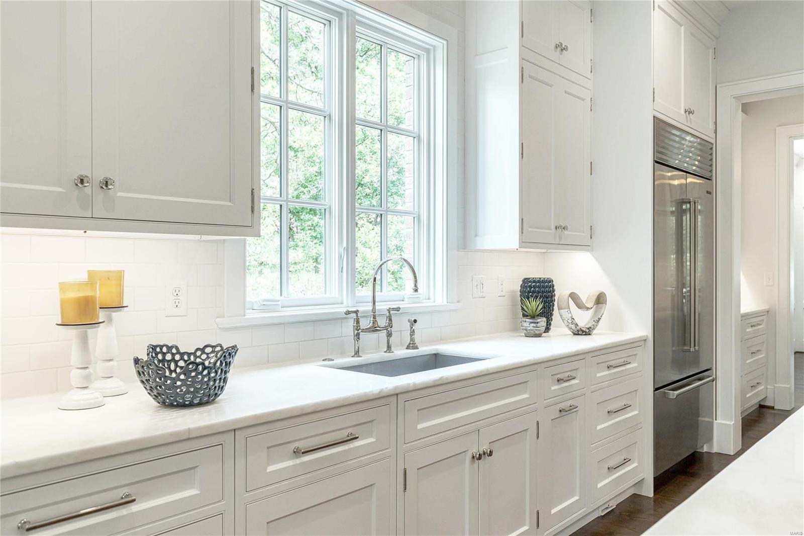 Country Club Place - Residential