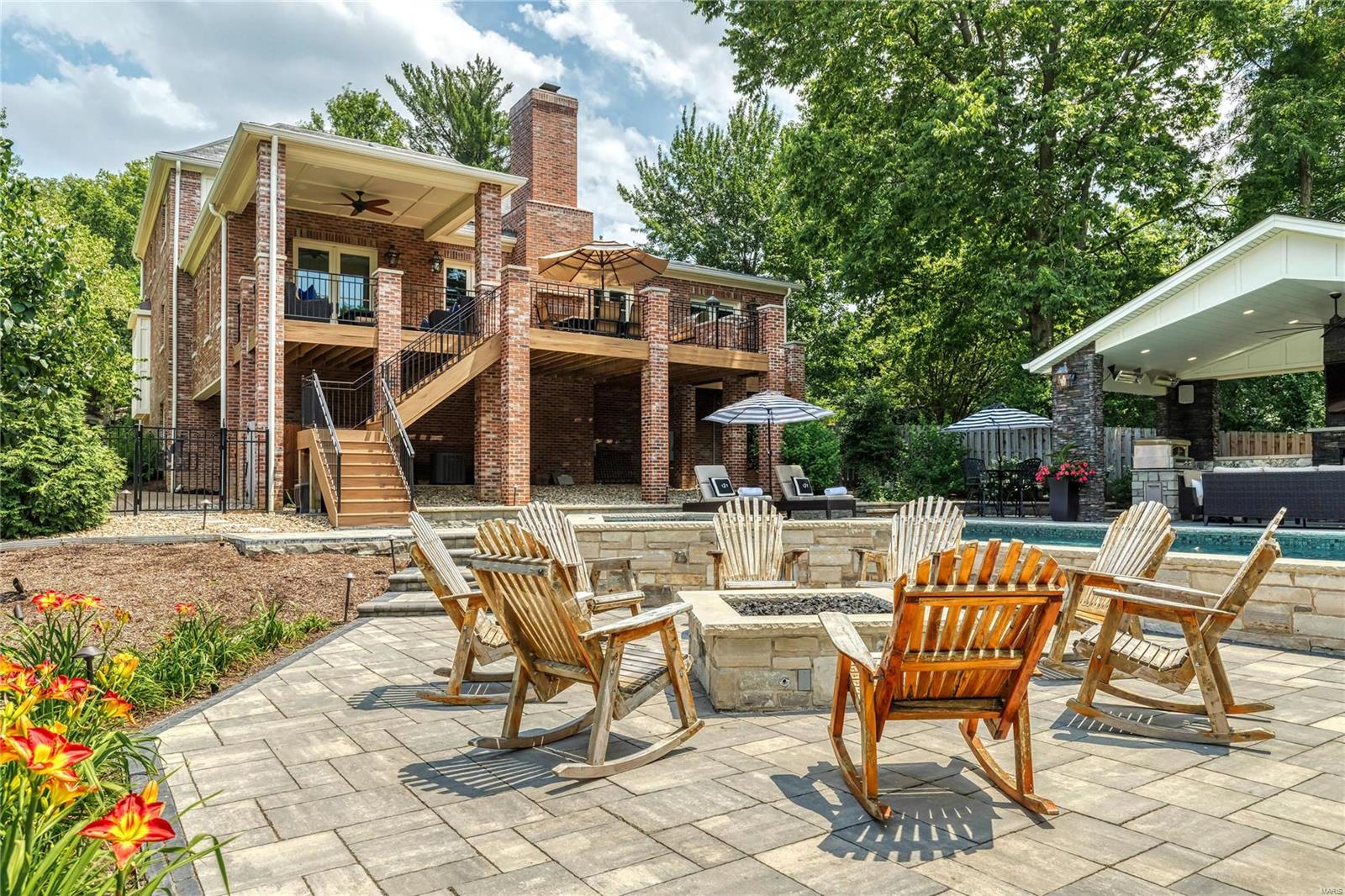 Country Club Place - Residential