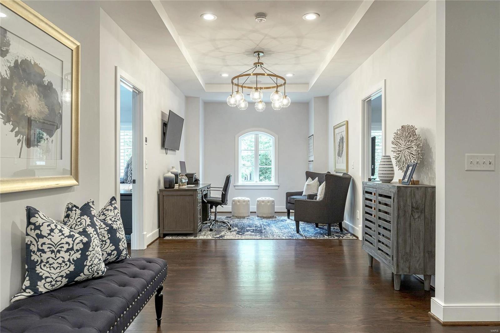 Country Club Place - Residential