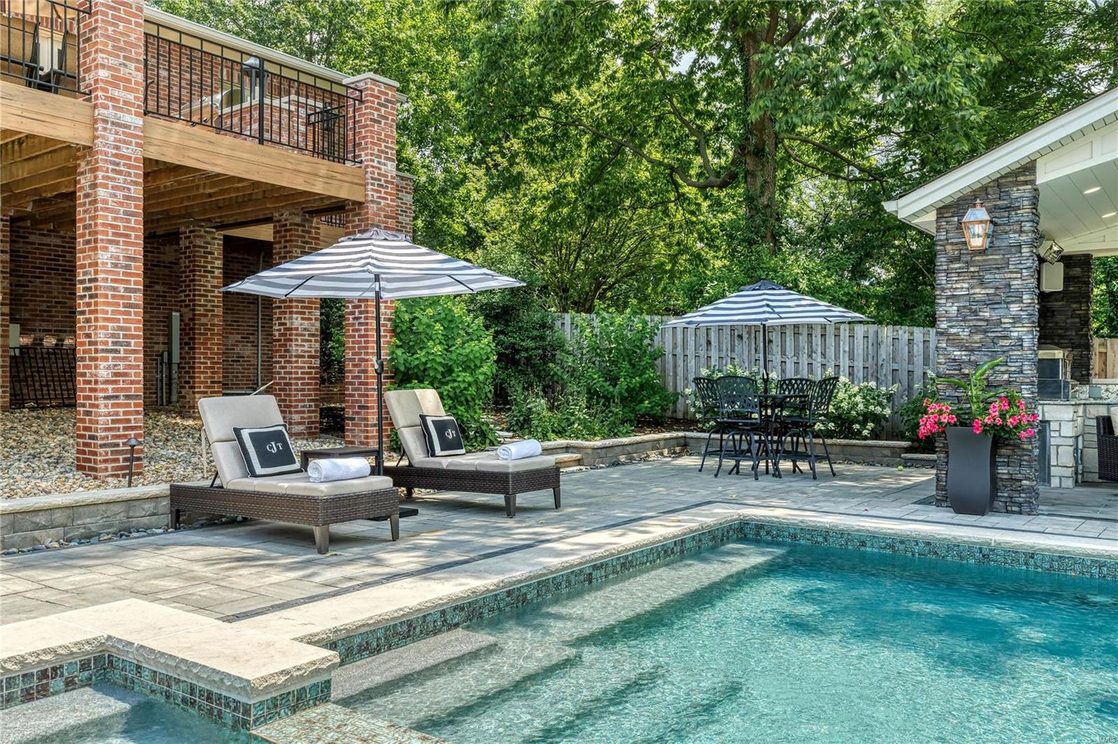 Country Club Place - Residential