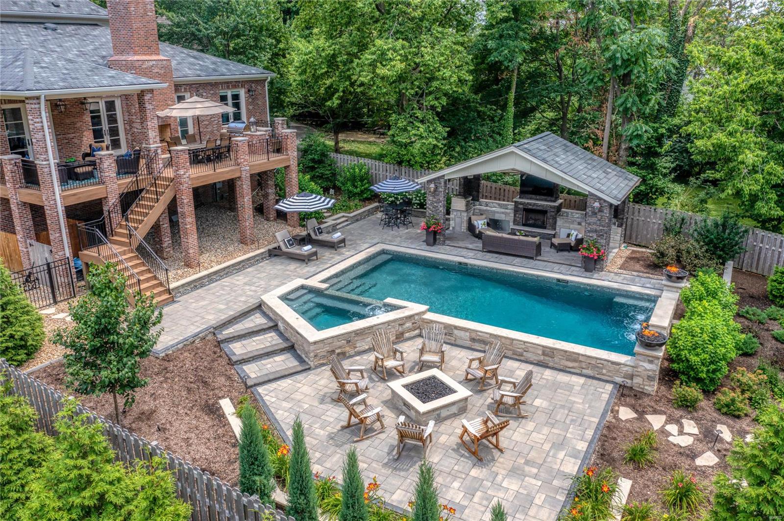 Country Club Place - Residential