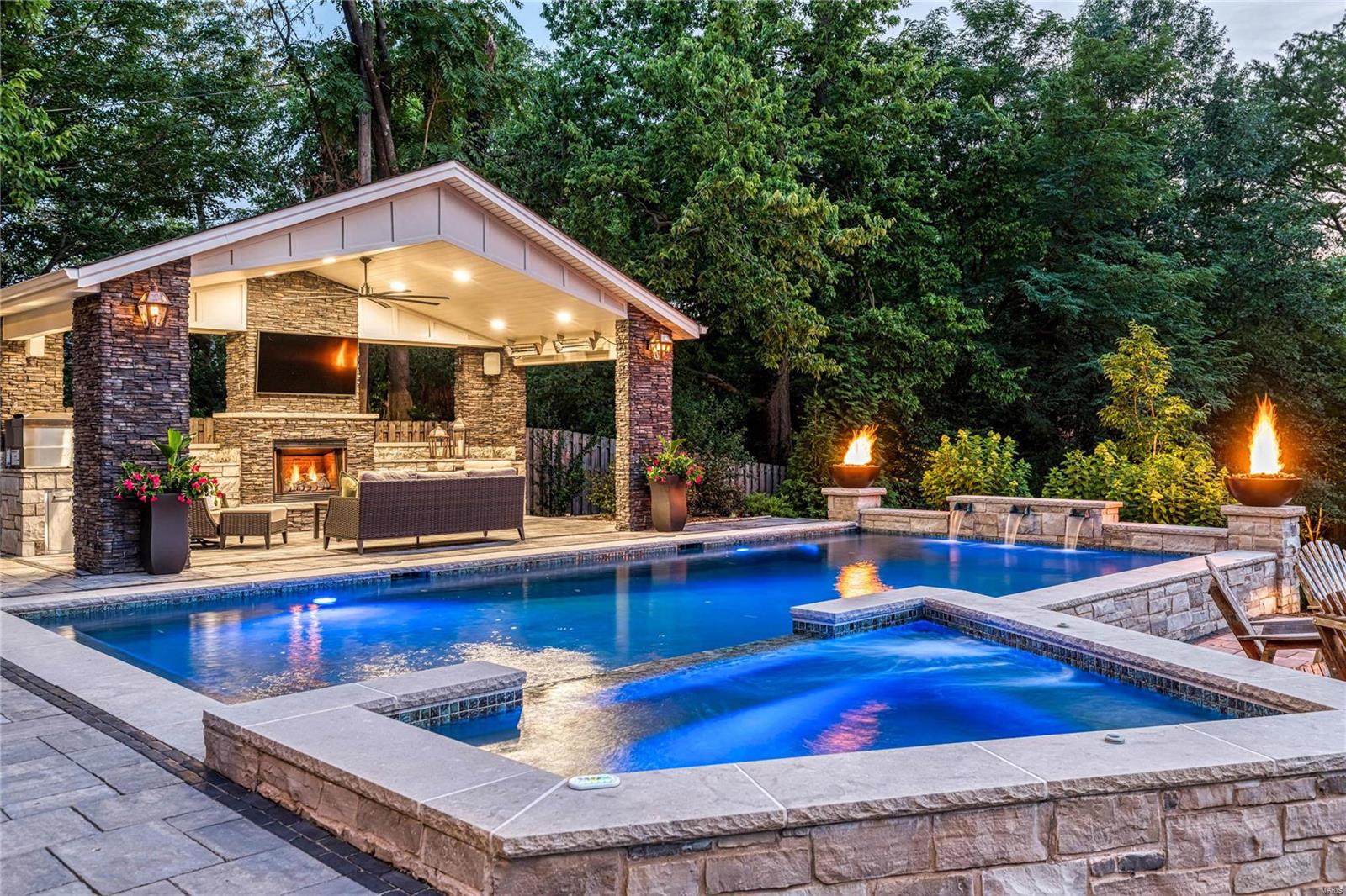 Country Club Place - Residential