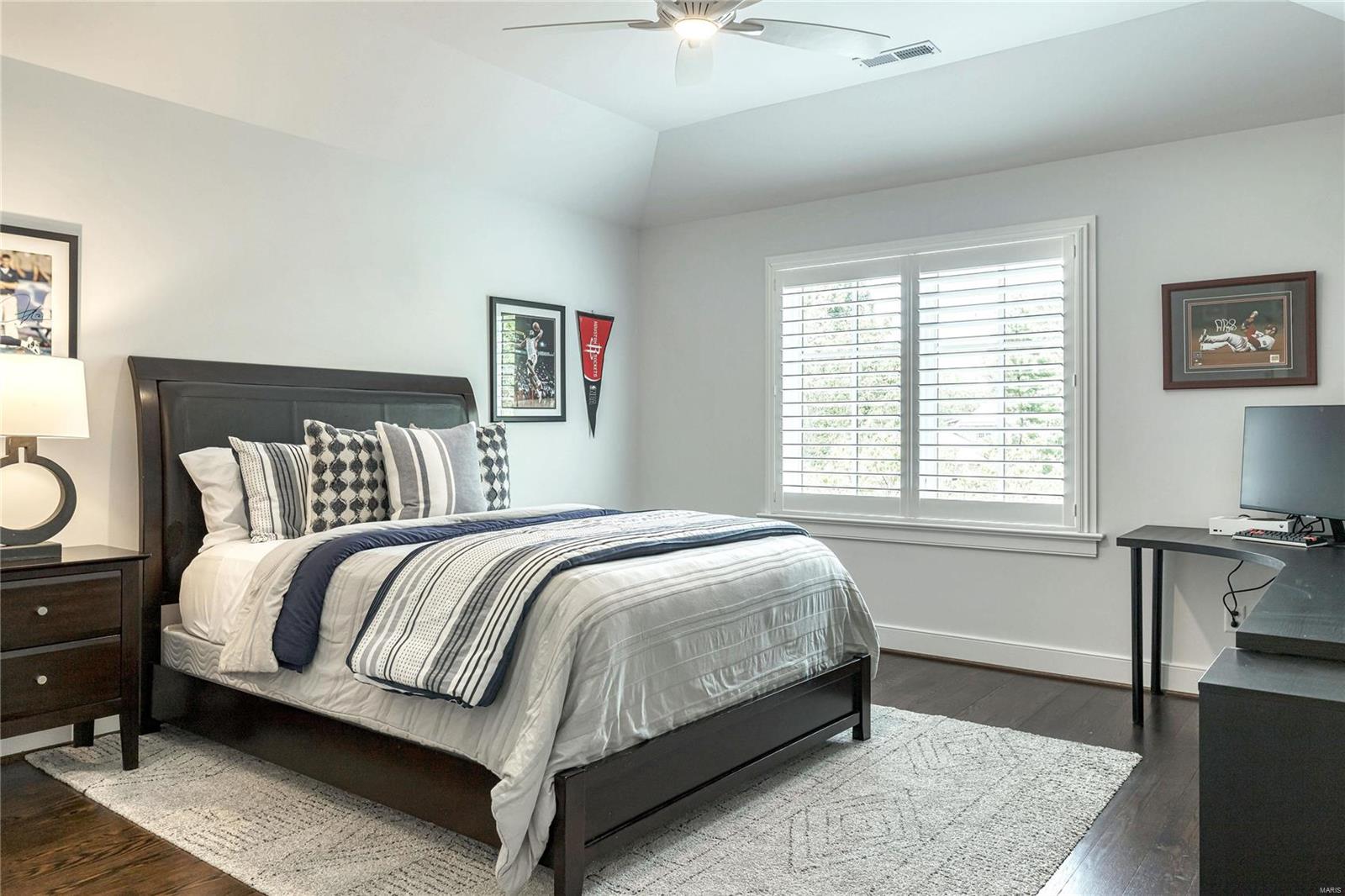 Country Club Place - Residential