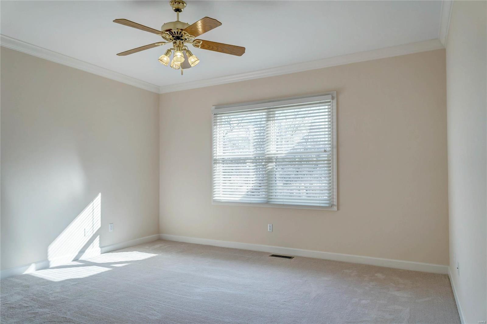 Town & Country Manor - Residential